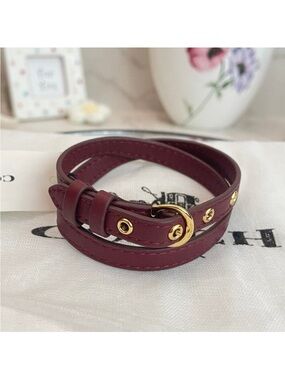 Coach Burgundy Double-Wrap
Leather Buckle Bracelet Dust Bag